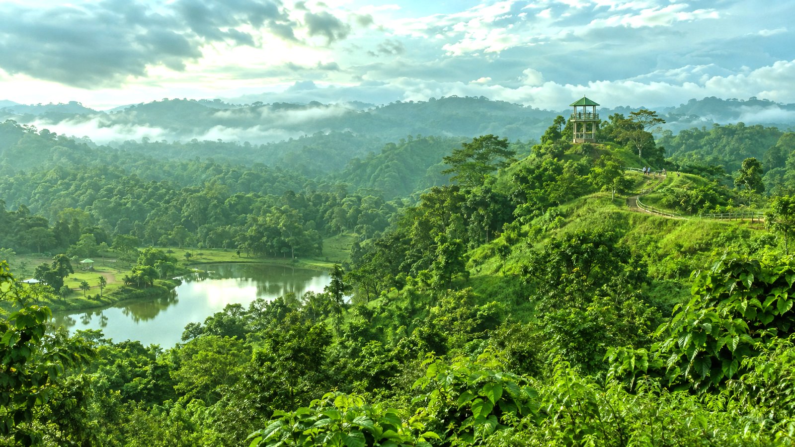 লাউচাপড়া পিকনিক স্পট